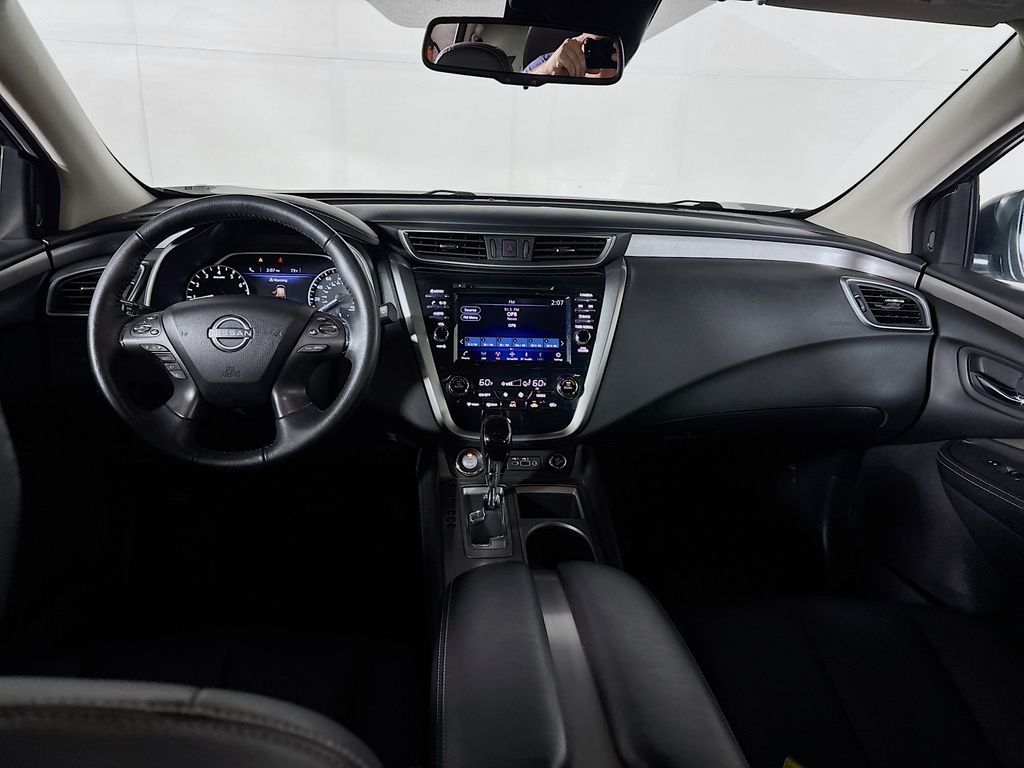 2023 Nissan Murano SV photo 12
