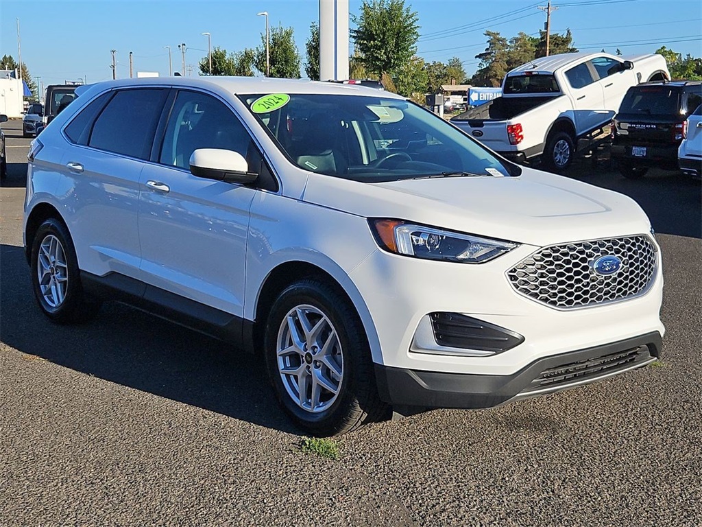 2024 Ford Edge SEL photo 6