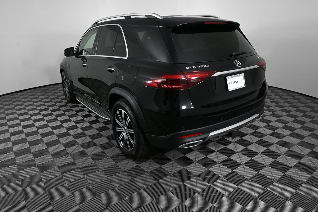 2025 Mercedes Benz GLE 450e 4MATIC photo 4