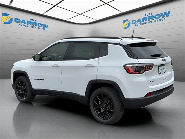 2025 Jeep Compass Latitude photo 2