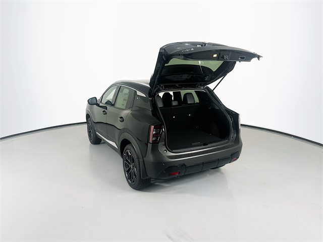 2025 Nissan Kicks SR photo 20