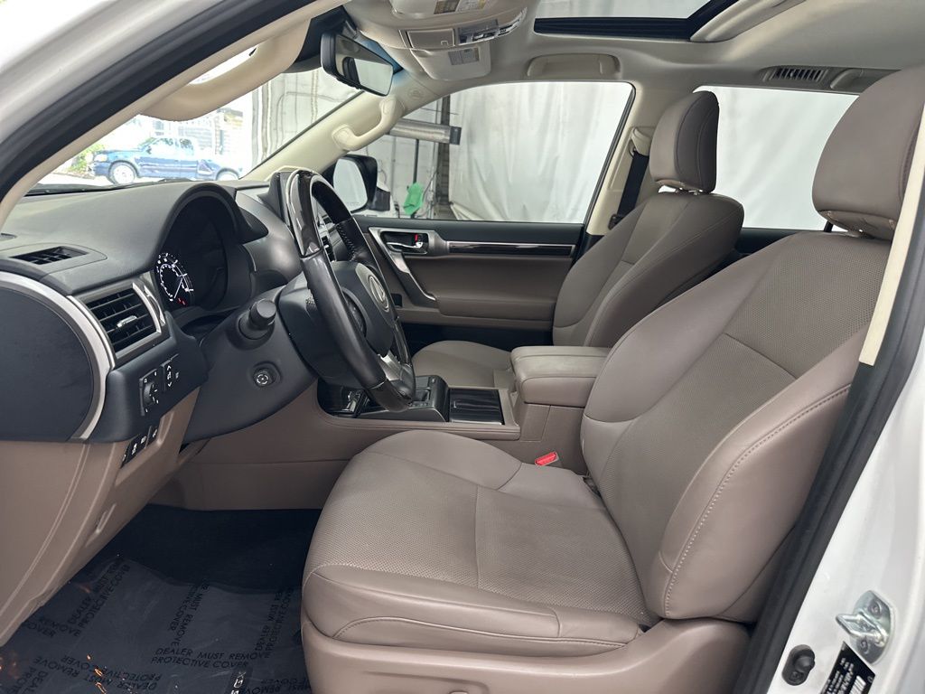 2023 Lexus GX 460 photo 6