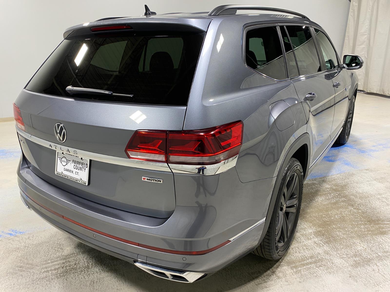 2021 Volkswagen Atlas V6 SE Technology R-Line photo 4