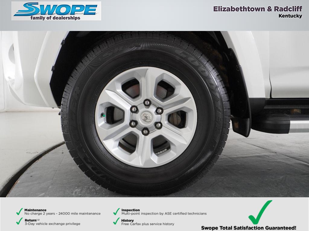 2023 Toyota 4Runner SR5 4WD photo 22