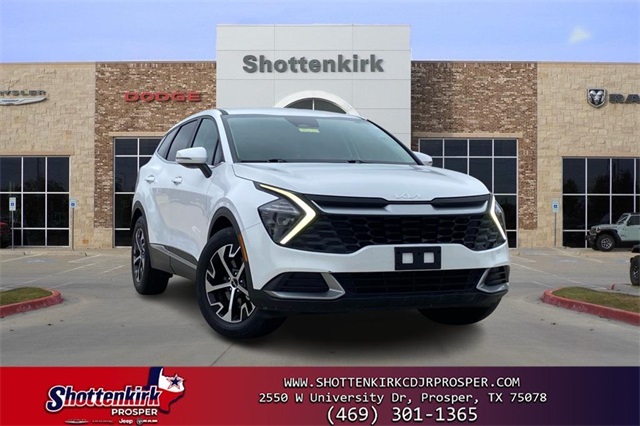 2023 Kia Sportage EX's photo