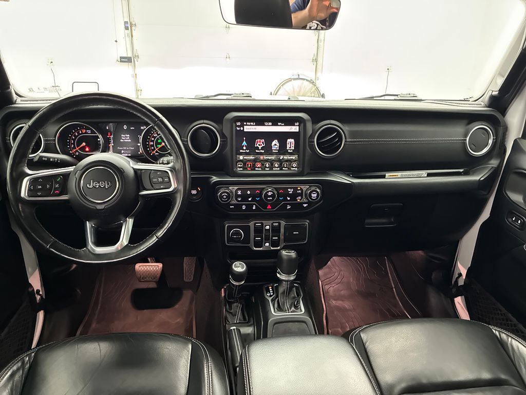 2018 Jeep Wrangler Unlimited Sahara photo 12