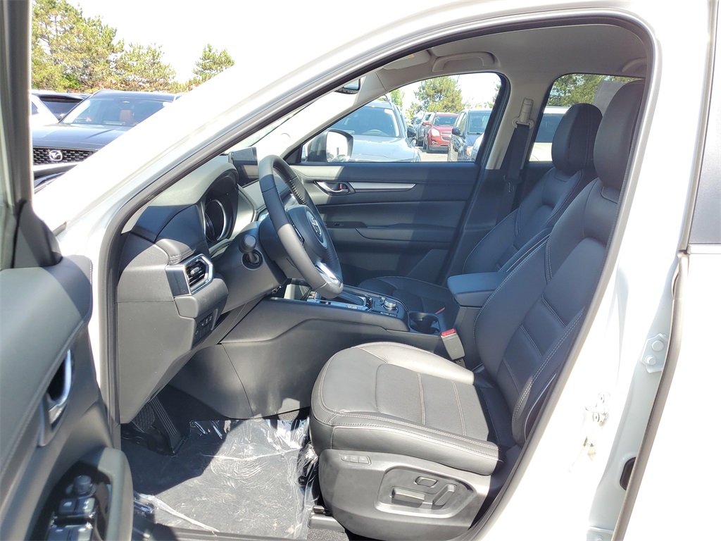 2025 Mazda CX-5 2.5 S Preferred photo 11