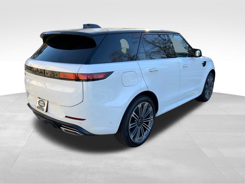 2025 Land Rover Range Rover Sport SE photo 8