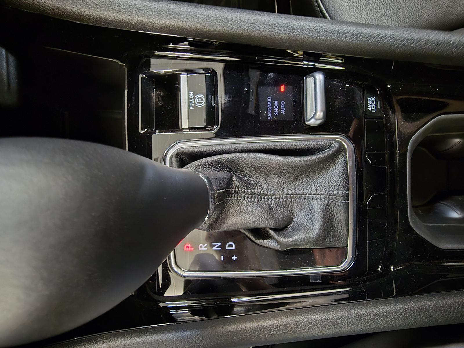 2025 Jeep Compass Limited photo 17