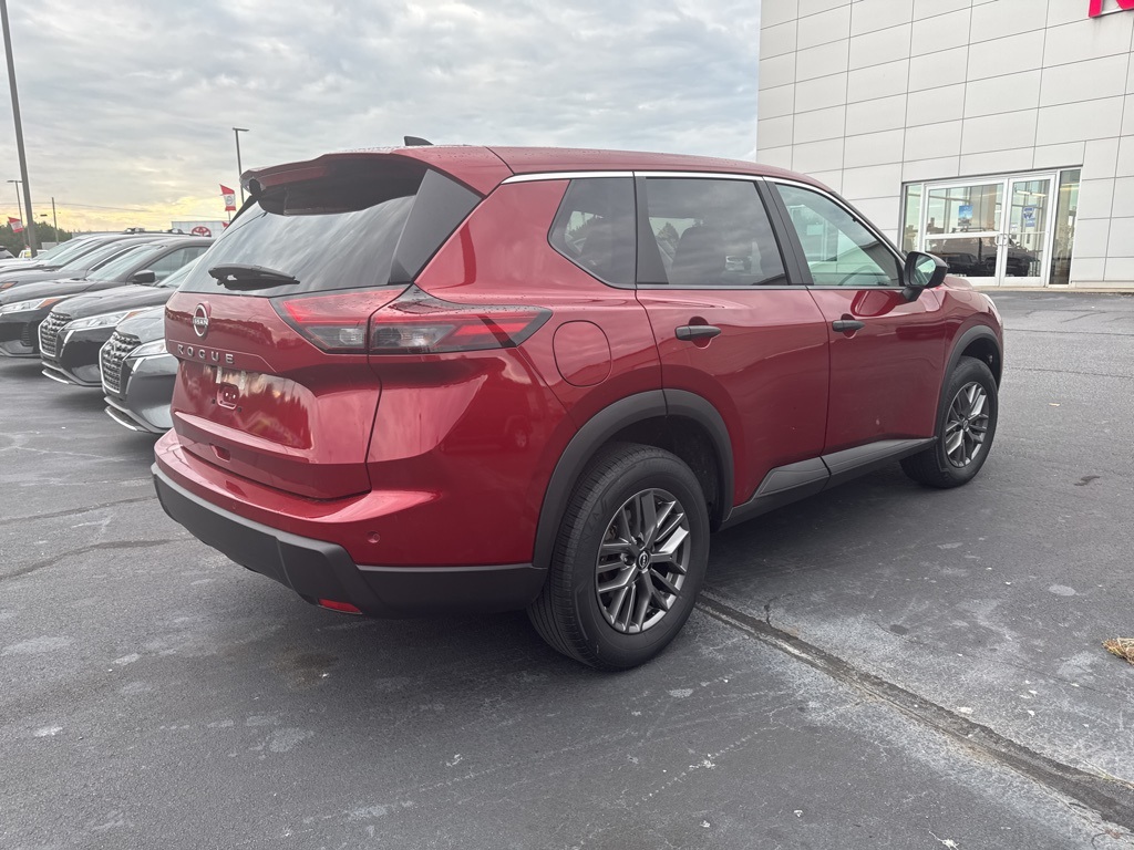 2024 Nissan Rogue S photo 3