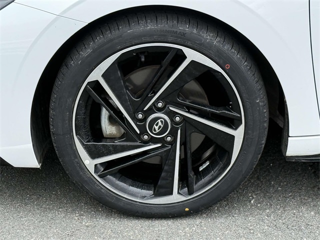 2023 Hyundai Elantra N Line photo 11