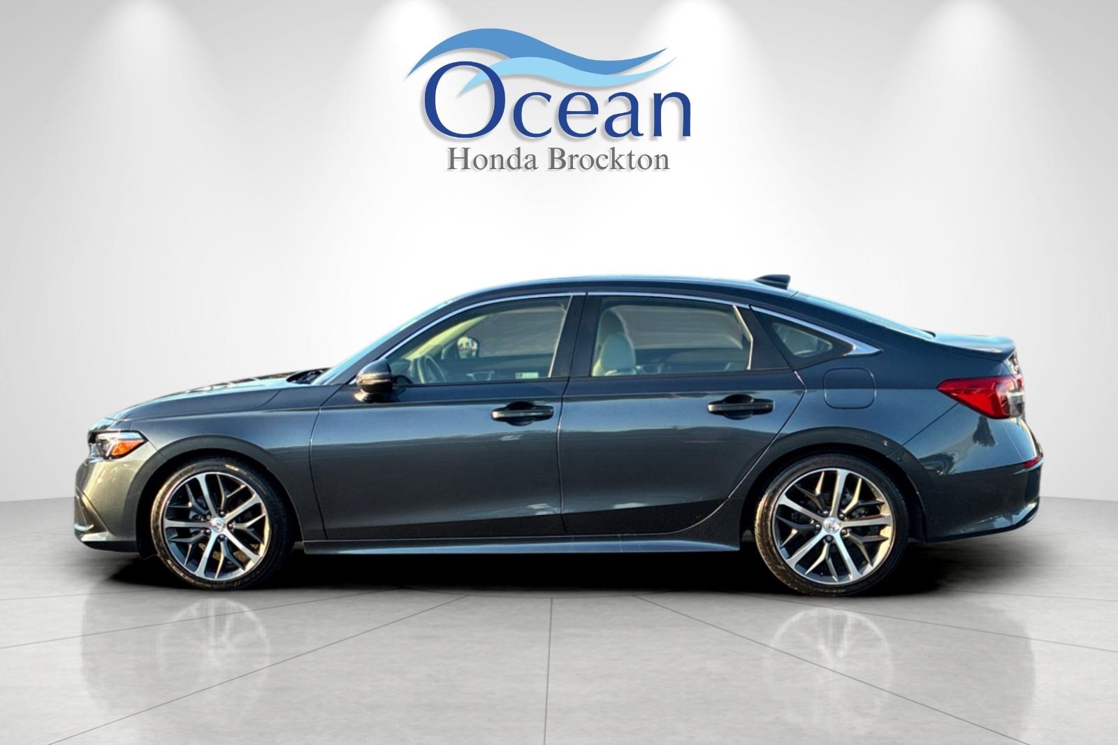 2024 Honda Civic Touring photo 6