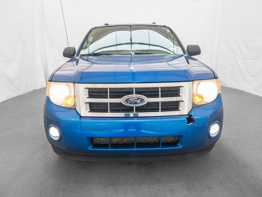 Used 2011 Ford Escape XLT with VIN 1FMCU9DG2BKB72188 for sale in Lansing, MI
