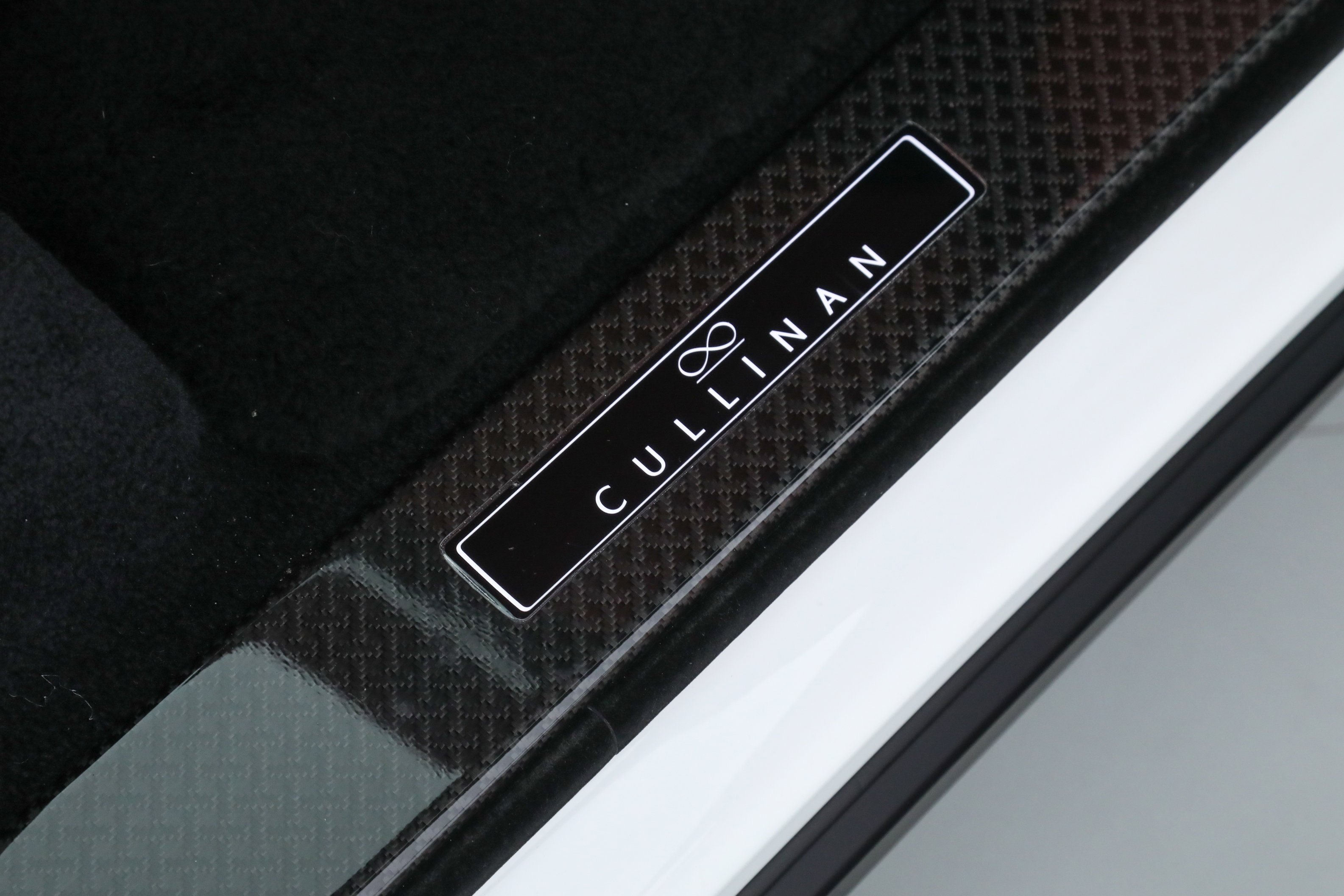 2023 Rolls Royce Cullinan Black Badge photo 21