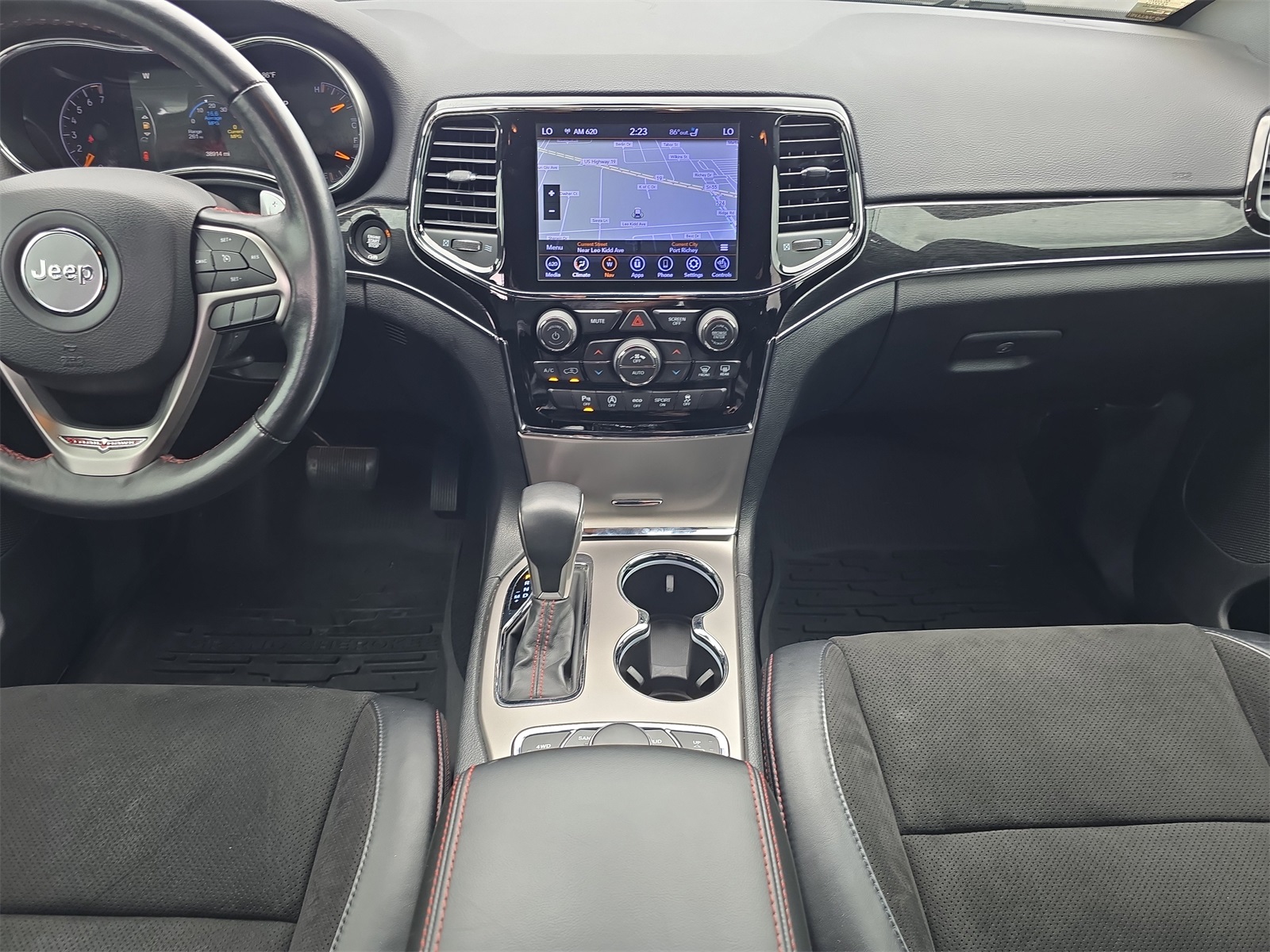 2021 Jeep Grand Cherokee Trailhawk photo 11