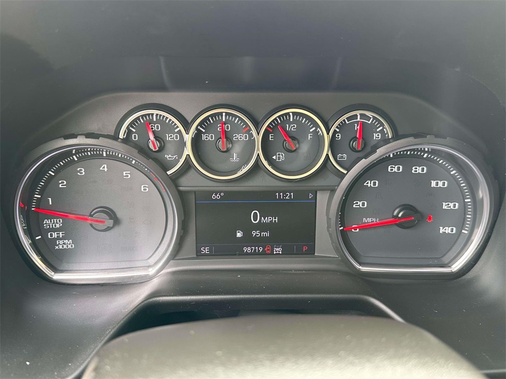 2021 Chevrolet Suburban Z71 photo 23