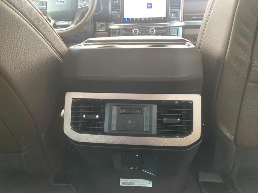2025 Ford F-250 King Ranch photo 21