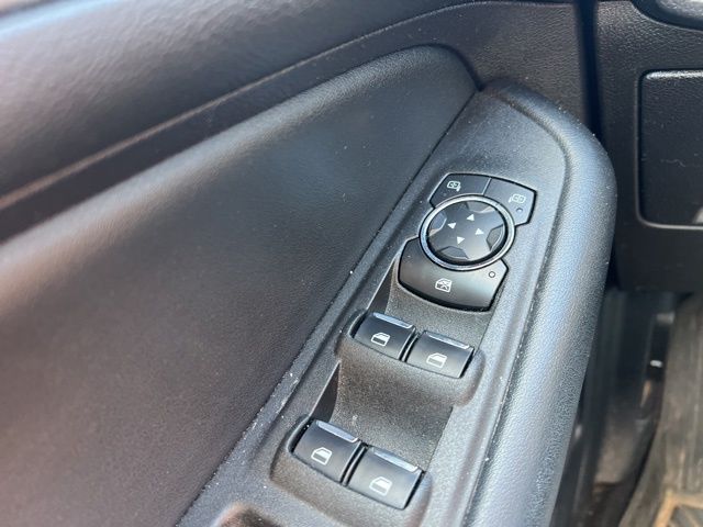 2022 Ford Edge SEL photo 24