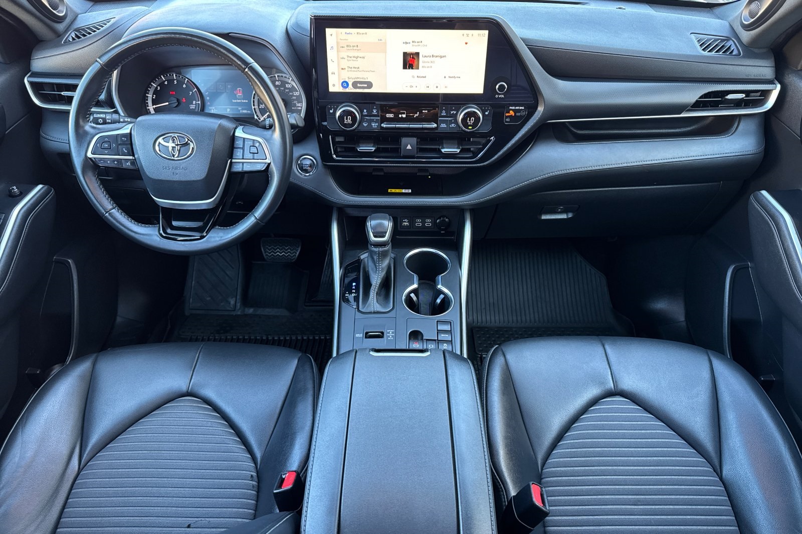 2023 Toyota Highlander XSE photo 3