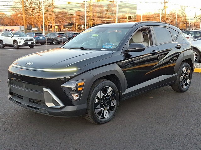 2024 Hyundai Kona SEL photo 3