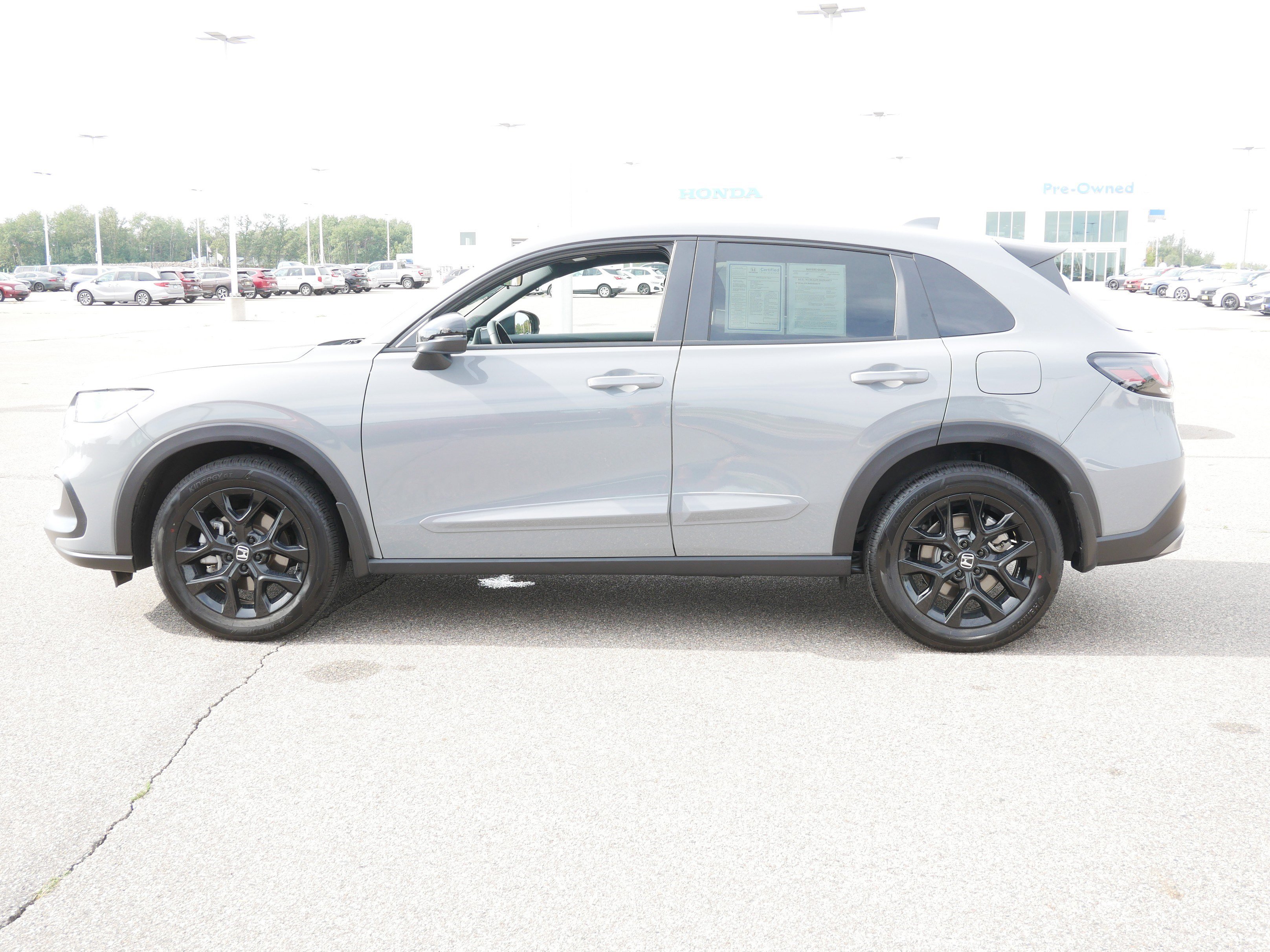 2025 Honda HR-V Sport photo 2