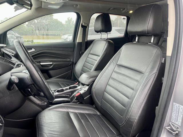 2016 Ford Escape Titanium photo 9