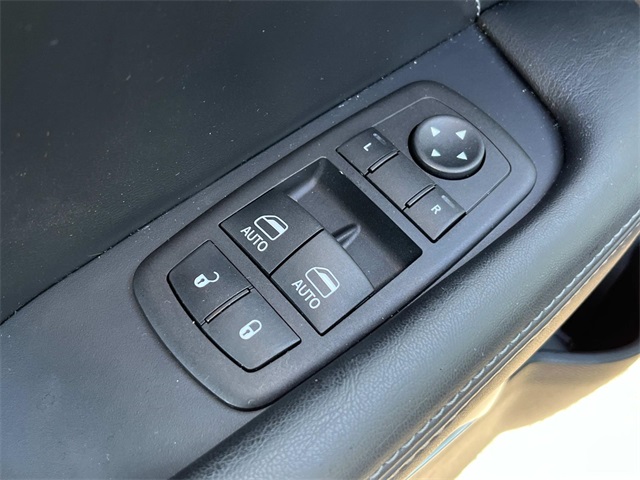 2023 Dodge Challenger R/T Scat Pack photo 22