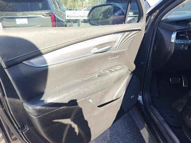 2019 Cadillac XT5 Luxury photo 4