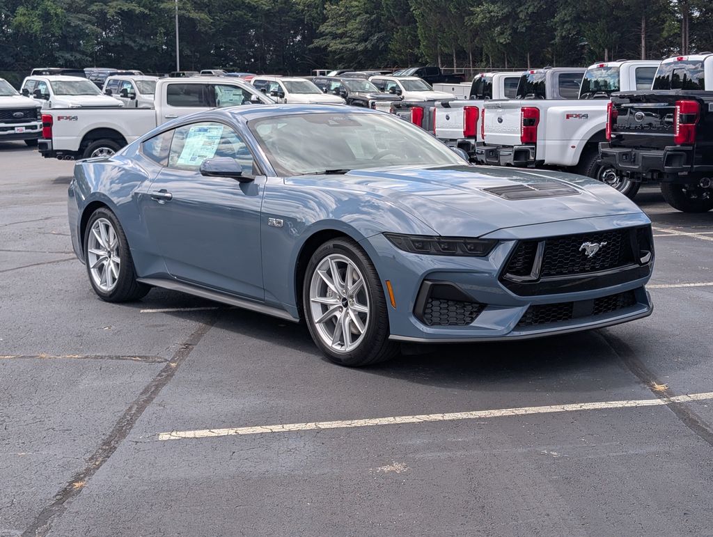 2025 Ford Mustang GT Premium photo 2