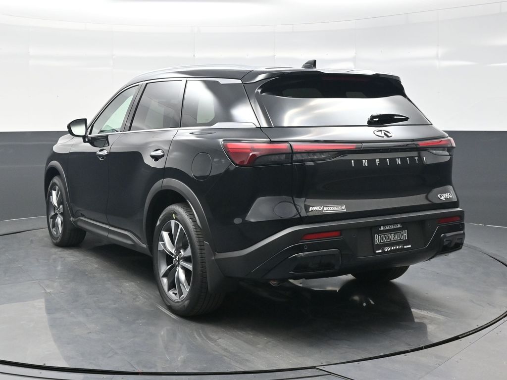 2025 Infiniti QX60 Luxe photo 4