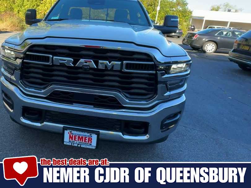 2025 Ram 2500 Tradesman photo 3