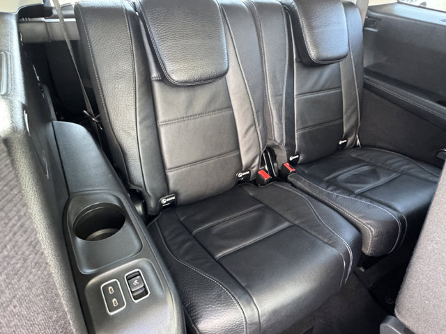 2026 Mercedes Benz GLS 450 4MATIC photo 4