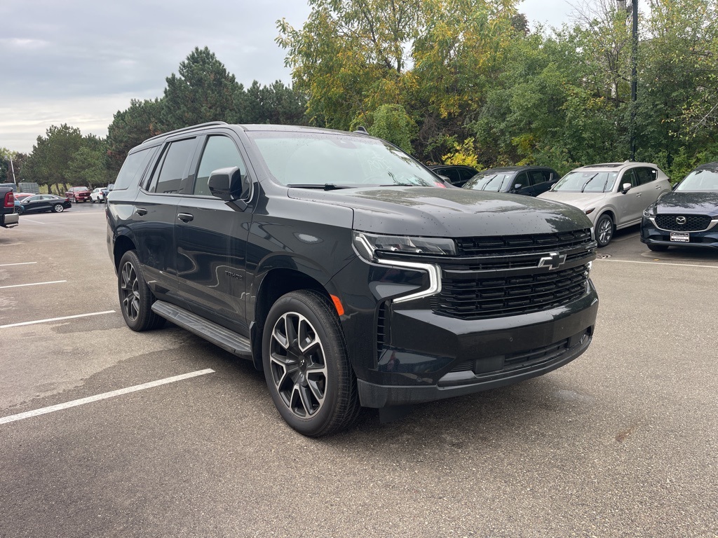 2023 Chevrolet Tahoe RST photo 2