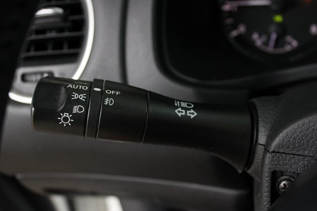 2014 Nissan Pathfinder SL photo 19