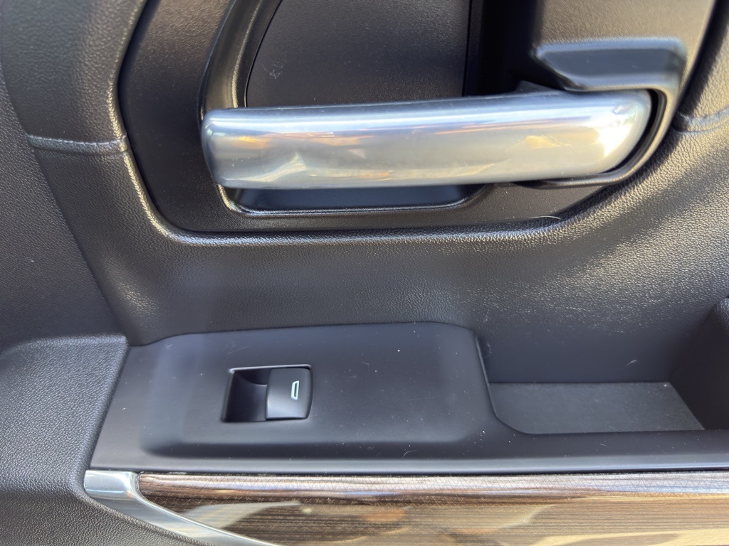 2021 Chevrolet Silverado 1500 RST photo 26
