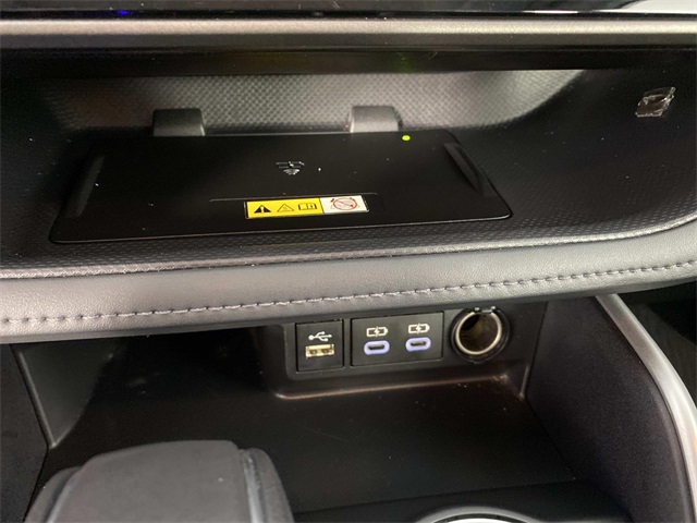 2023 Toyota Highlander XLE photo 21