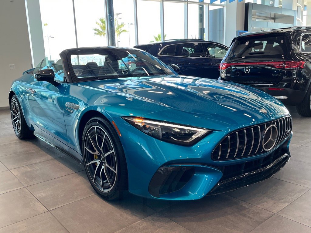 2023 Mercedes Benz SL 63 photo 3