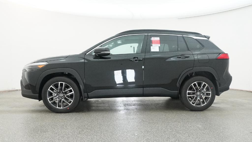 2026 Toyota Corolla Cross XLE photo 10