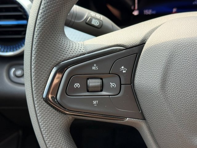 2026 Chevrolet Trax LT photo 21