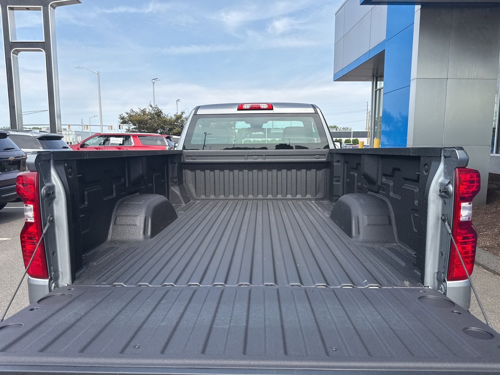 2025 Chevrolet Silverado 1500 photo 8