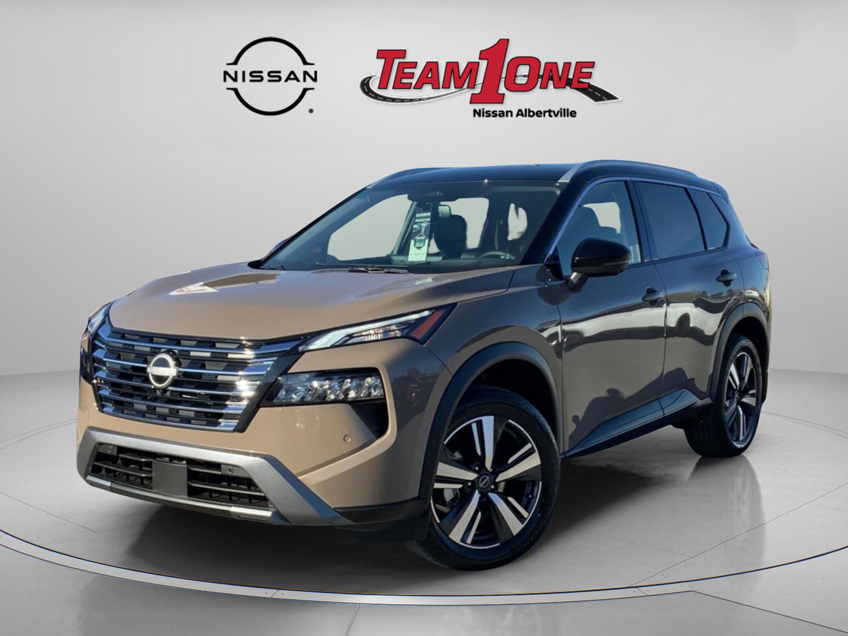 2025 Nissan Rogue SL photo 2