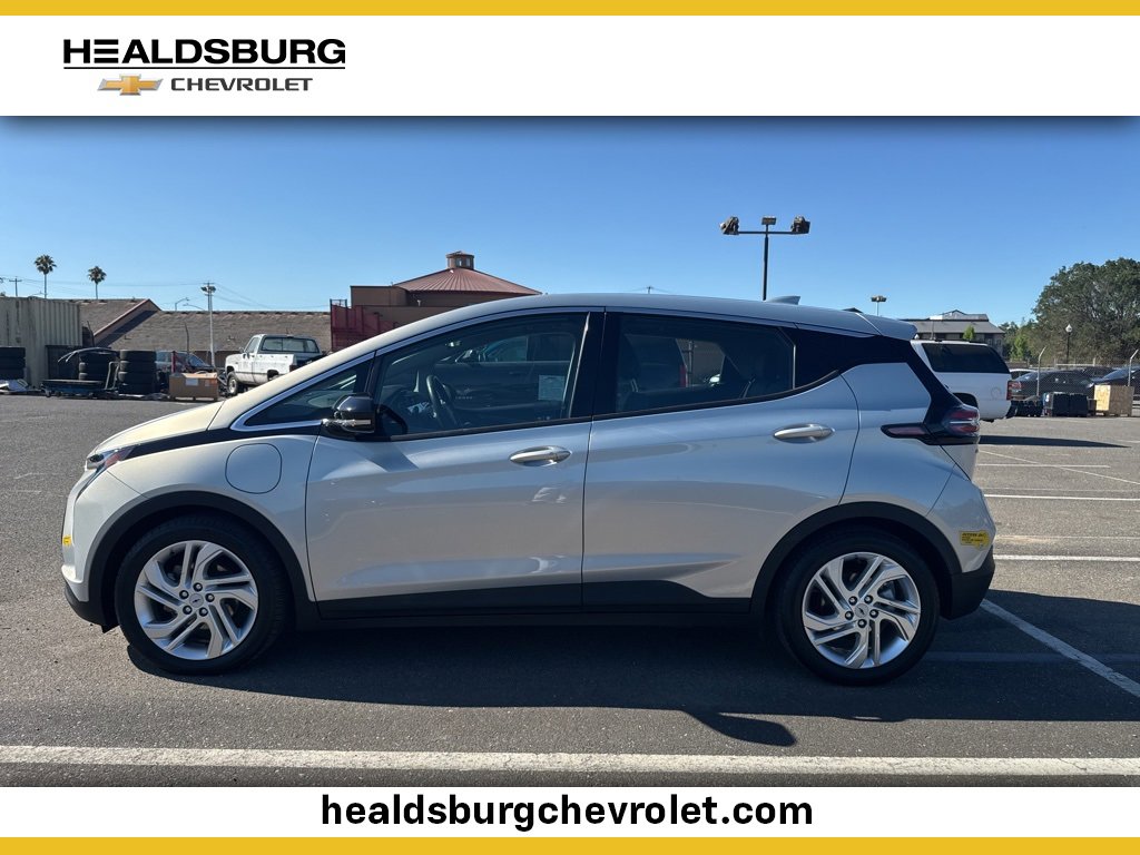 Used 2022 Chevrolet Bolt EV LT with VIN 1G1FW6S09N4133924 for sale in Healdsburg, CA