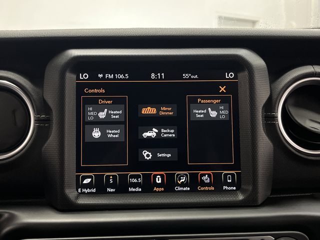 2022 Jeep Wrangler Unlimited Sahara 4xe photo 7