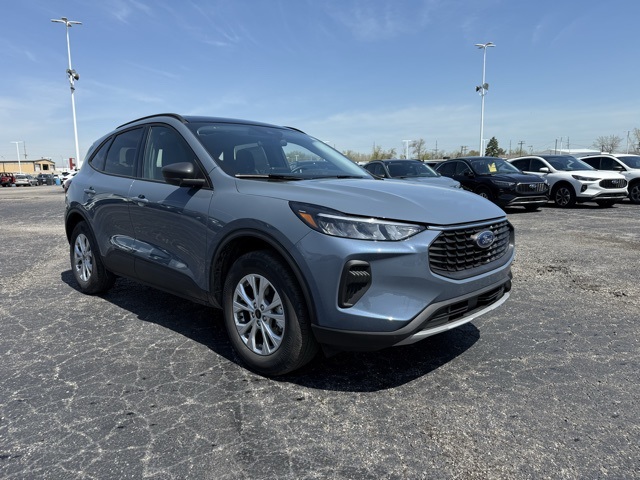 2025 Ford Escape Active photo 2