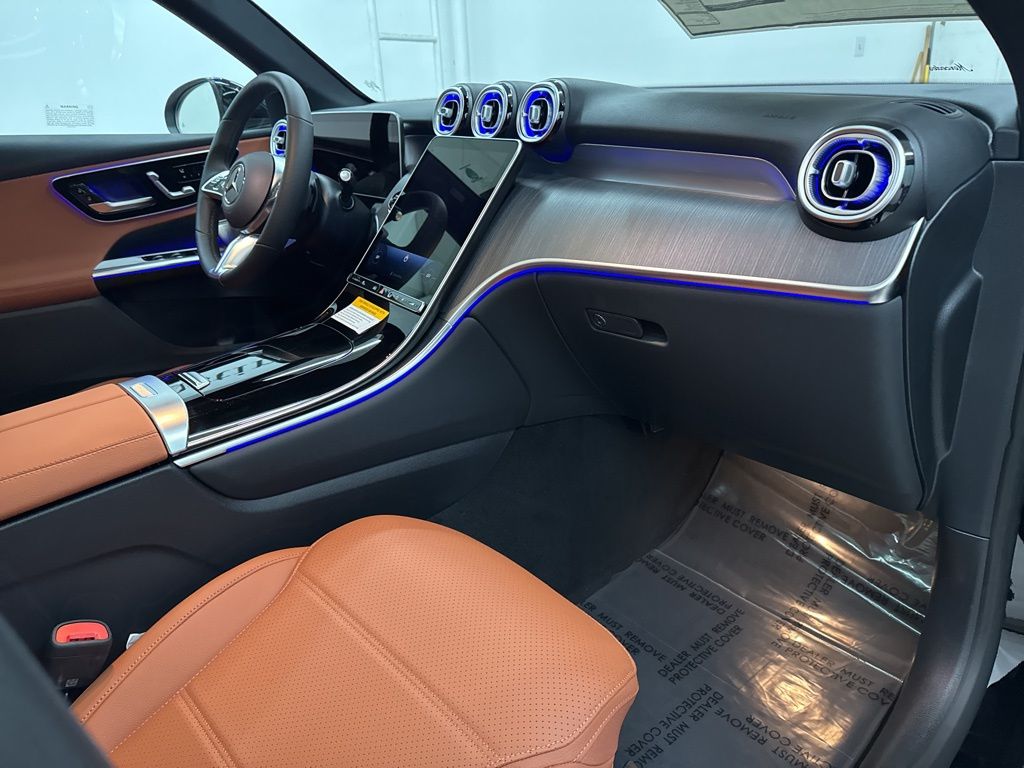 2026 Mercedes Benz GLC 300 photo 25