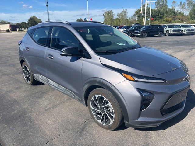 2023 Chevrolet Bolt EUV Premier photo 3