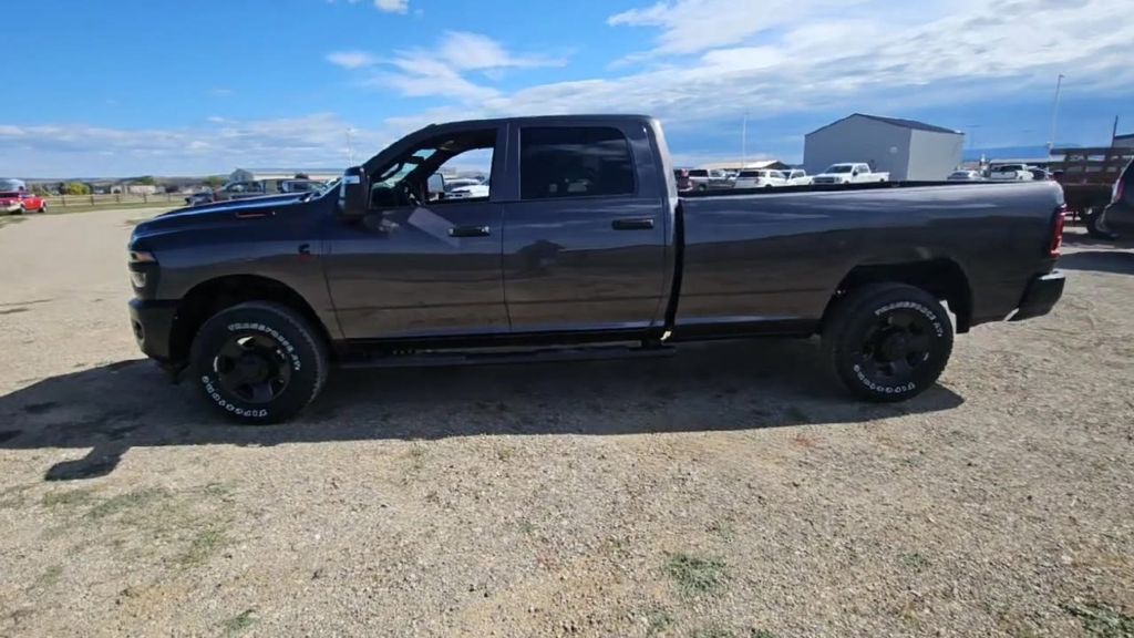 2026 Ram 3500 Tradesman photo 5