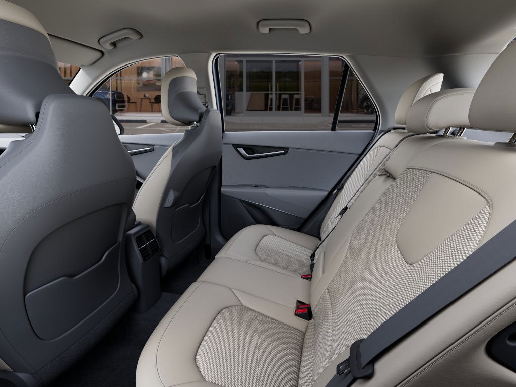 2025 Kia Niro EX photo 17