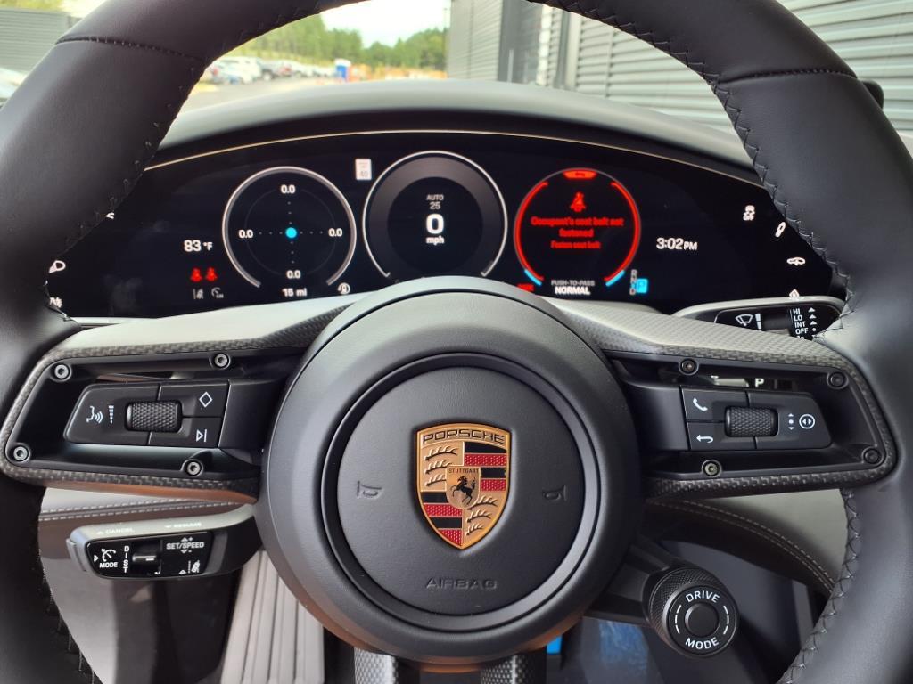 2026 Porsche Taycan GTS photo 15