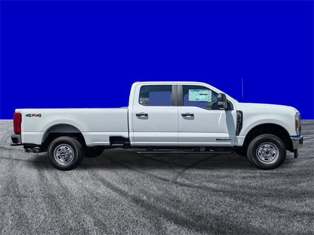2026 Ford F-350 XL photo 6